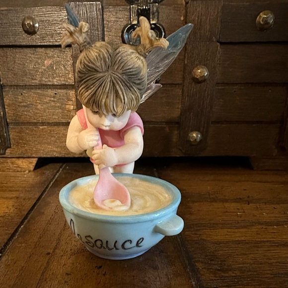 Kitchen Fairie - Picture 2 of 8